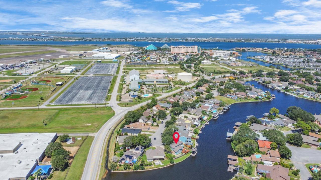 Beauty On The Water! Lake House Near The Beaches! Galveston Exterior foto
