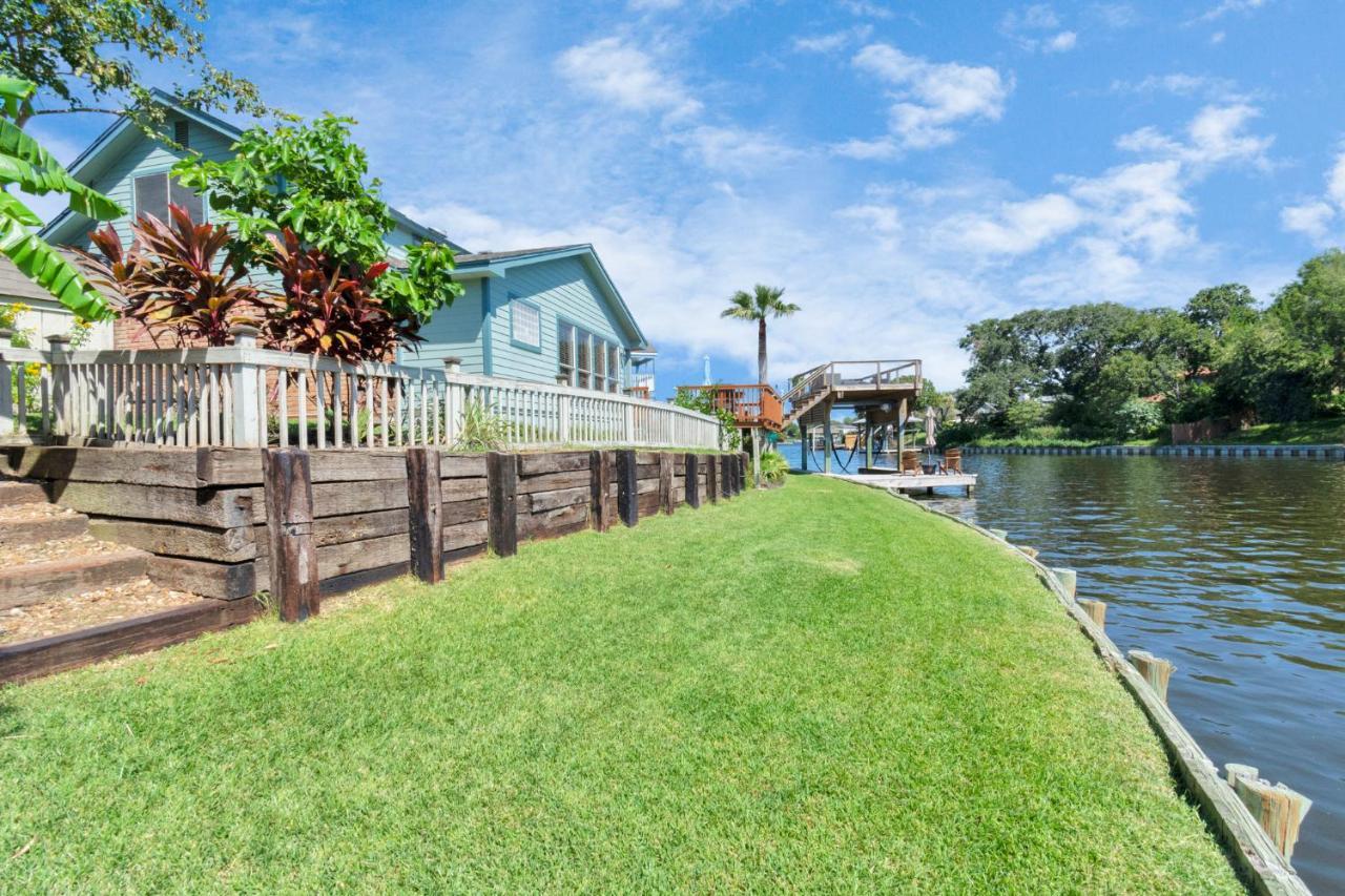 Beauty On The Water! Lake House Near The Beaches! Galveston Exterior foto
