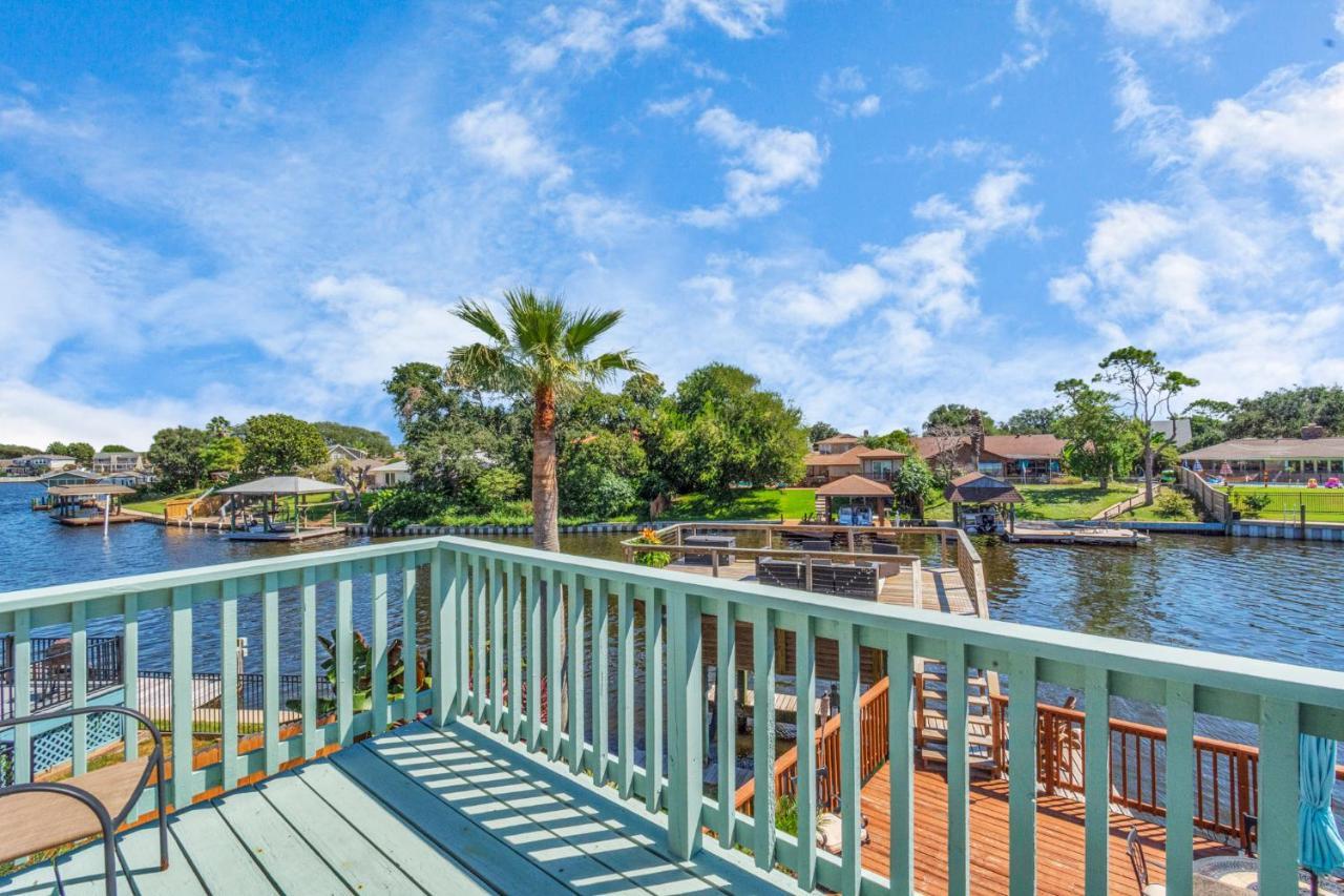 Beauty On The Water! Lake House Near The Beaches! Galveston Exterior foto